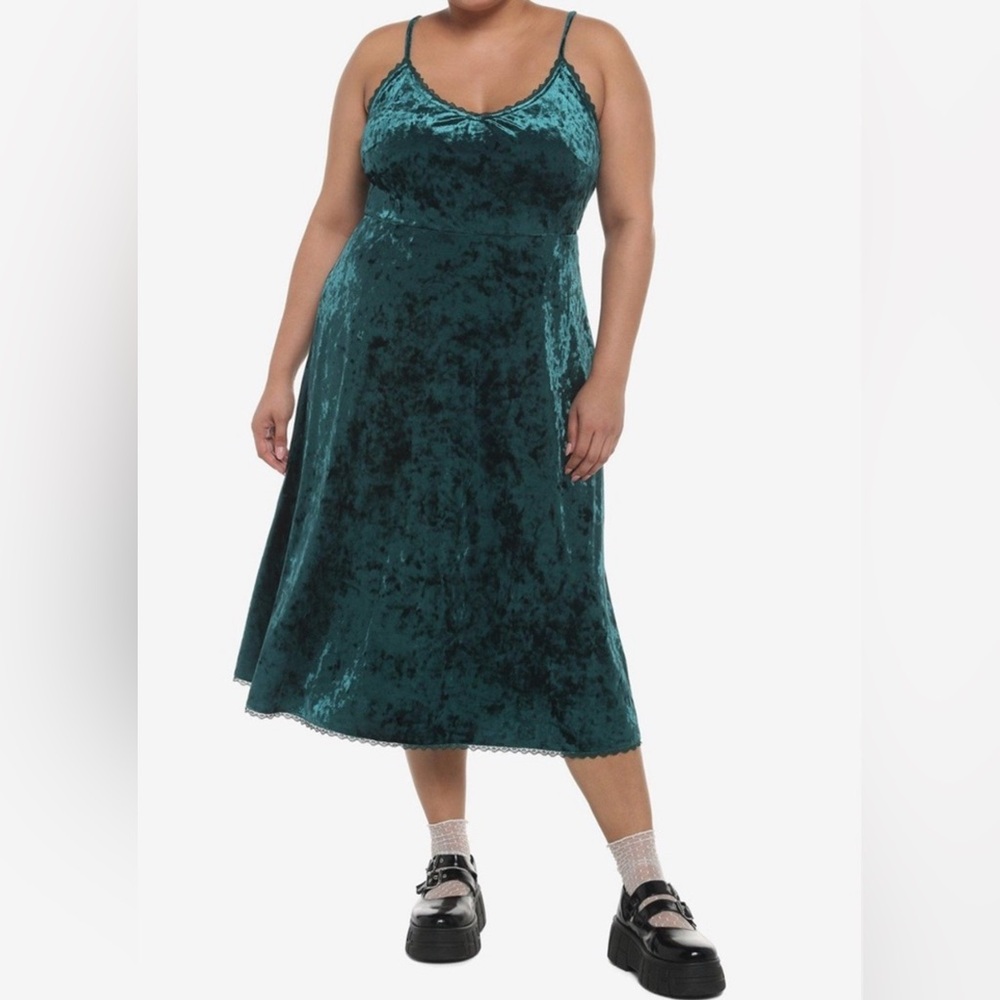 Hot Topic Green Velvet Midi Slip Dress